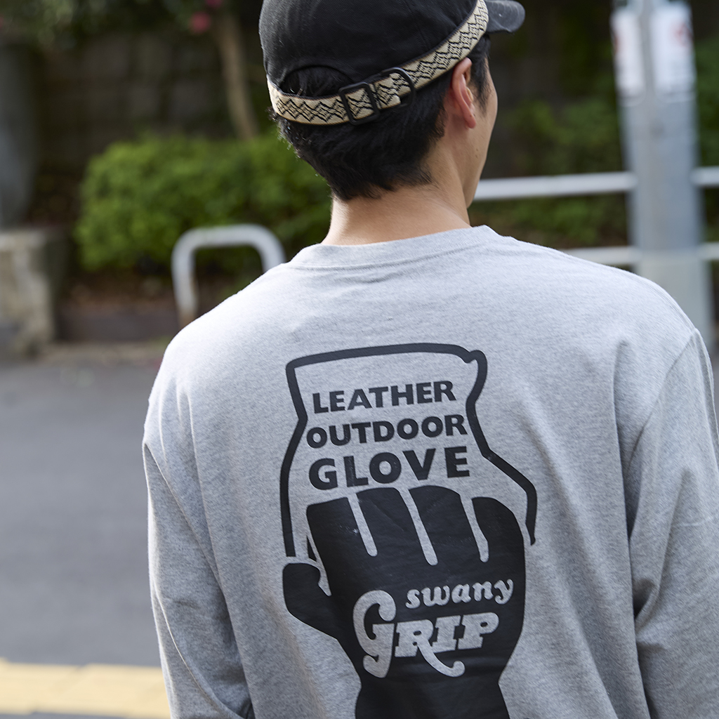 グリップスワニー | GLOVE LOGO LONG SLEEVE TEE | ロンT | GO OUT Online  ｜アウトドアファッション・キャンプの総合通販サイト